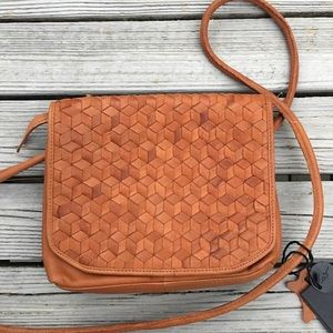 Anthropologie nova crossbody cognac